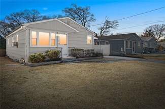 37 Eldridge Ave, Warwick, RI 02886