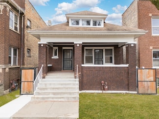 7955 S May St, Chicago, IL 60620