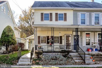 116 N 2nd St, Lemoyne, PA 17043