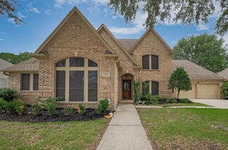 3806 Cherry Hills Ln, Pasadena, TX 77505