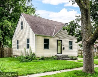 616 4th St, Farmington, MN 55024