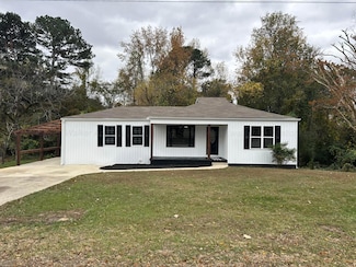 1464 14th Ave, Haleyville, AL 35565