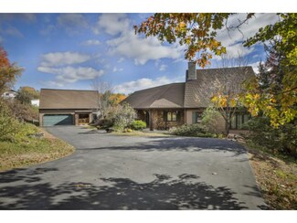 7387 Oak Hill Rd, Loudon, NH 03307