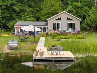 9215 Resort Dr, Ellsworth, MI 49729