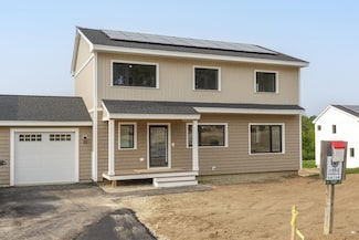 21 Windsor Ln Unit B, Hudson, NH 03051