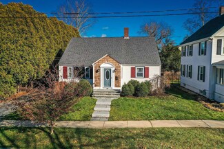 589 Broad St, Portsmouth, NH 03801