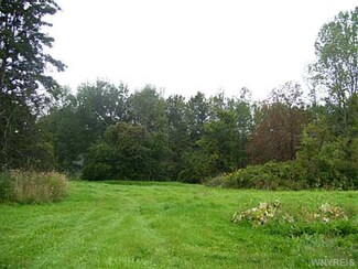 2515 Beebe Rd, Wilson, NY 14172