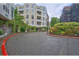 1730 SW Harbor Way Unit 305, Portland, OR 97201