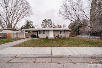957 Payne St, Idaho Falls, ID 83401