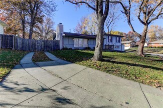 7530 N Wayne Ave, Kansas City, MO 64118
