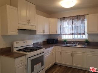 1716 W 45th St, Los Angeles, CA 90062