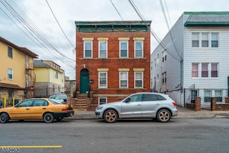 639 N 8th St, Newark, NJ 07107