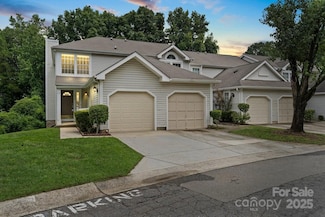 1315 Maple Shade Ln, Charlotte, NC 28270