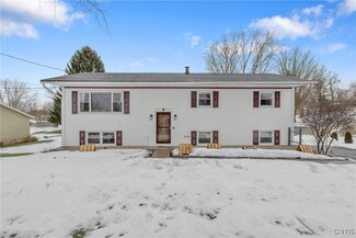 2468 Connors Rd, Baldwinsville, NY 13027