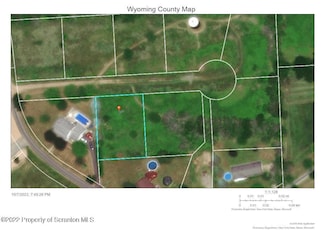 45 Highpoint Dr, Factoryville, PA 18419