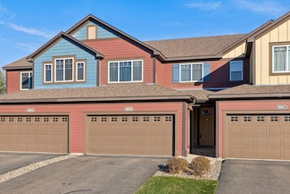 3081 Countryside Ave Unit B, Woodbury, MN 55129