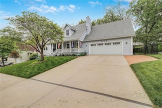 4908 S Cedar Crest Ave, Independence, MO 64055
