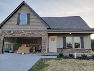 2113 Red Barn Rd, Christiana, TN 37037