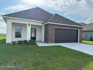 3304 Autumn Park Dr, Maurice, LA 70555