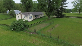 1690 N 500 W, Shipshewana, IN 46565