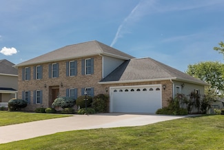 5811 Foxcroft Dr, Harrisonburg, VA 22801