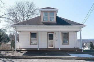 1018 E Cameron St, Shamokin, PA 17872