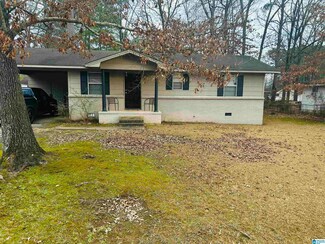 1802 Emanuel Ave, Gadsden, AL 35904