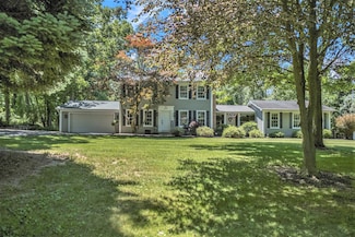 5427 Vrooman Rd, Jackson, MI 49201