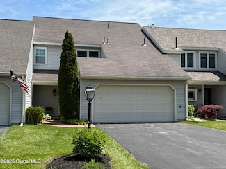 10 Quincy Ct, Glenmont, NY 12077