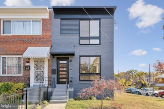 7521 9th St NW, Washington, DC 20012