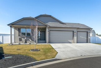 8817 W Pirates Ct, Spokane, WA 99224