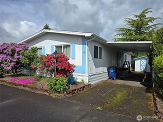 2425 Kingfisher Ln, Kelso, WA 98626