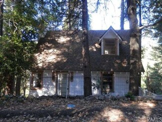 21872 Linden Way, Crestline, CA 92325