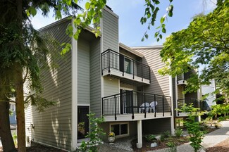 742 N 161st Place, Shoreline, WA 98133