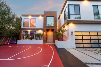 4841 Alonzo Ave, Encino, CA 91316