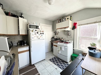 71 Gardner St Unit 1, Allston, MA 02134