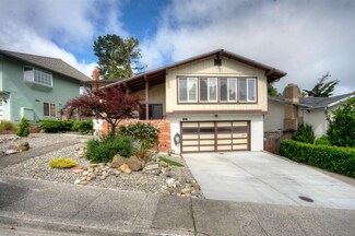 1241 Park Pacifica Ave, Pacifica, CA 94044
