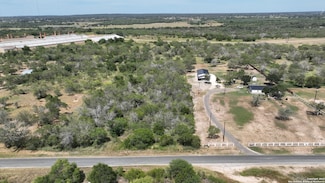 000 Cr 163, Elmendorf, TX 78112