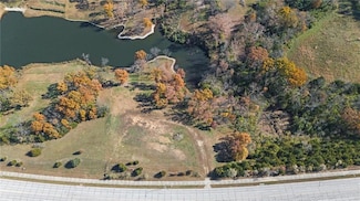 4001 S 20th St, Leavenworth, KS 66048