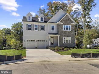 8280 Colling Manor Ct, Alexandria, VA 22308