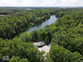 1643 N Oak North Pine Ln, Center Point, IN 47840