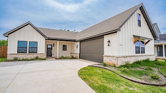 2112 Salina Cir, Brazos Bend, TX 76048