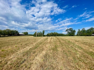 5127 Combs Ferry Rd, Ford, KY 40391