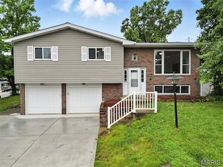 2649 Georgia Dr, Arnold, MO 63010