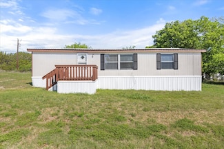 3520 Evergreen Dr, Granbury, TX 76048