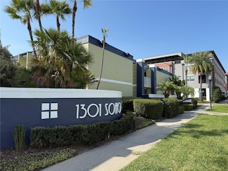 1301 S Howard Ave Unit B24, Tampa, FL 33606