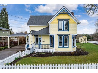 1808 17th Ave, Forest Grove, OR 97116