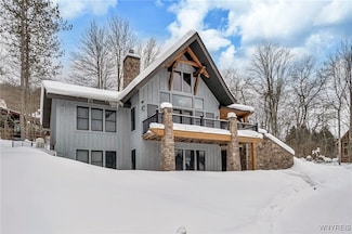 16 Greer Hill Dr, Ellicottville, NY 14731