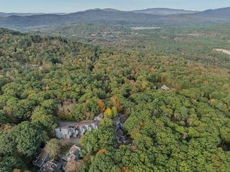 28 Condo Rd Unit 1, Campton, NH 03223