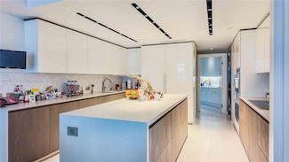 9999 Collins Ave Unit 6A & Cabana, Bal Harbour, FL 33154